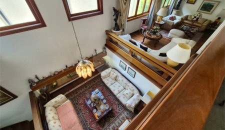 Casa de Vila à venda ou para alugar com 4 quartos, sendo 2 suítes,  em Jardim Leonor, São Paulo, SP
