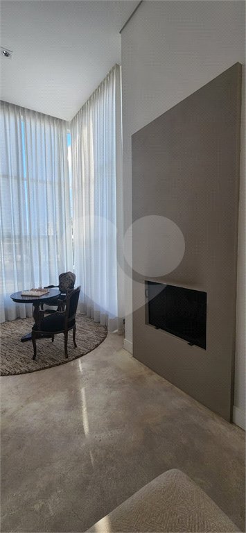 Casa à venda com 5 quartos, sendo 3 suítes, no condomínio Residencial Saint German, Araçoiaba da Serra - SP