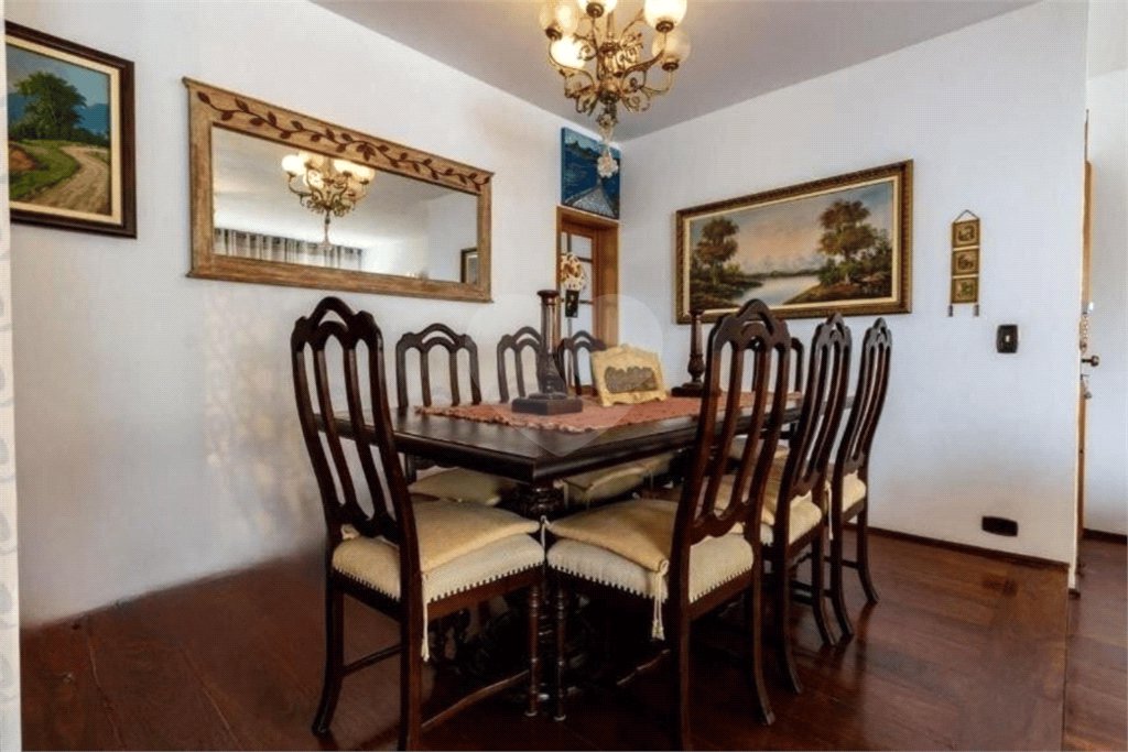 Apartamento à venda com 3 quartos, sendo 1 suíte,  em Vila Andrade, São Paulo, SP