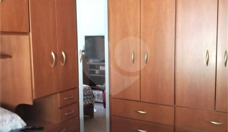 Sobrado à venda com 3 quartos, sendo 1 suíte,  em Vila Romero, São Paulo, SP