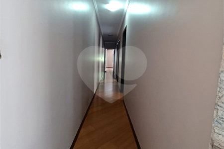 Sobrado à venda com 3 quartos, sendo 1 suíte,  em Jardim Pinheiros, São Paulo, SP