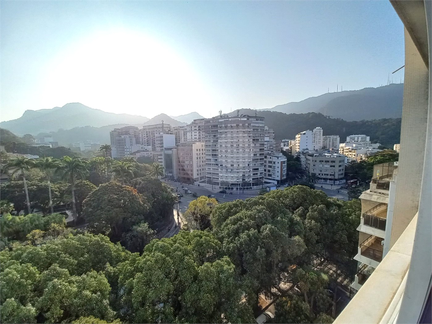 Apartamento à venda com 4 quartos, sendo 2 suítes, em Leblon, Rio de Janeiro, RJ