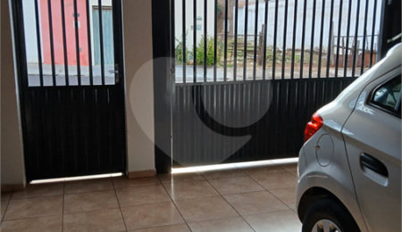 Casa à venda com 2 quartos em Jardim Klayton, Birigüi, SP