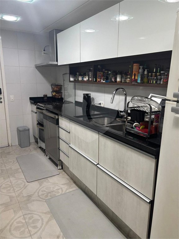 Apartamento à venda com 3 suítes em Aclimação, São Paulo, SP