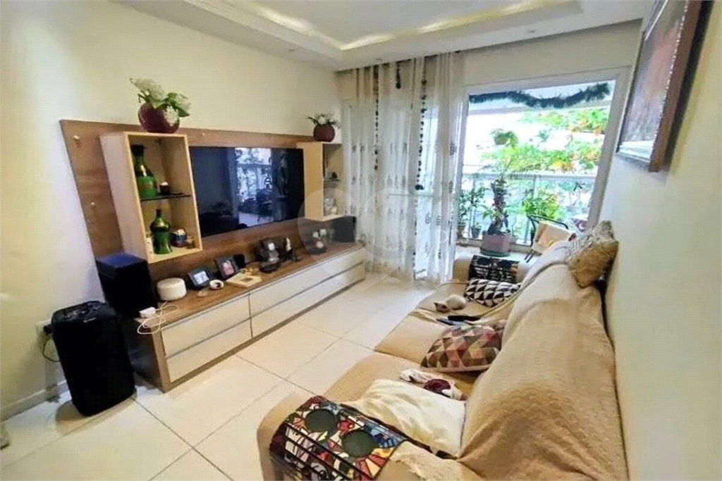Apartamento à venda com 3 quartos, sendo 1 suíte, em Vila Isabel, Rio de Janeiro, RJ