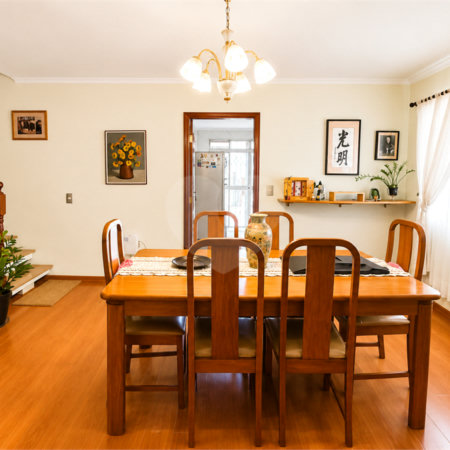 Casa à venda com 3 quartos, sendo 1 suíte, em Santo Amaro, São Paulo, SP