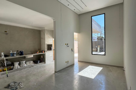 Casa à venda com 3 quartos, sendo 1 suíte, em Jardim dos Ipes, Três Lagoas, MS