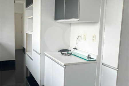 Apartamento à venda com 3 suítes em Vila Andrade, São Paulo, SP