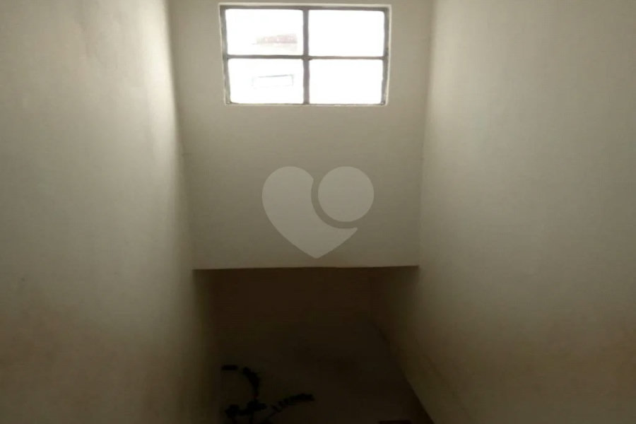 Casa à venda com 6 quartos em Lapa, São Paulo, SP
