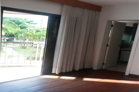 Apartamento à venda com 4 quartos, sendo 3 suítes,  em Vila Andrade, São Paulo, SP
