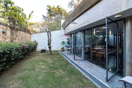 Casa à venda com 4 suítes em Jardim Vitória Régia, São Paulo, SP