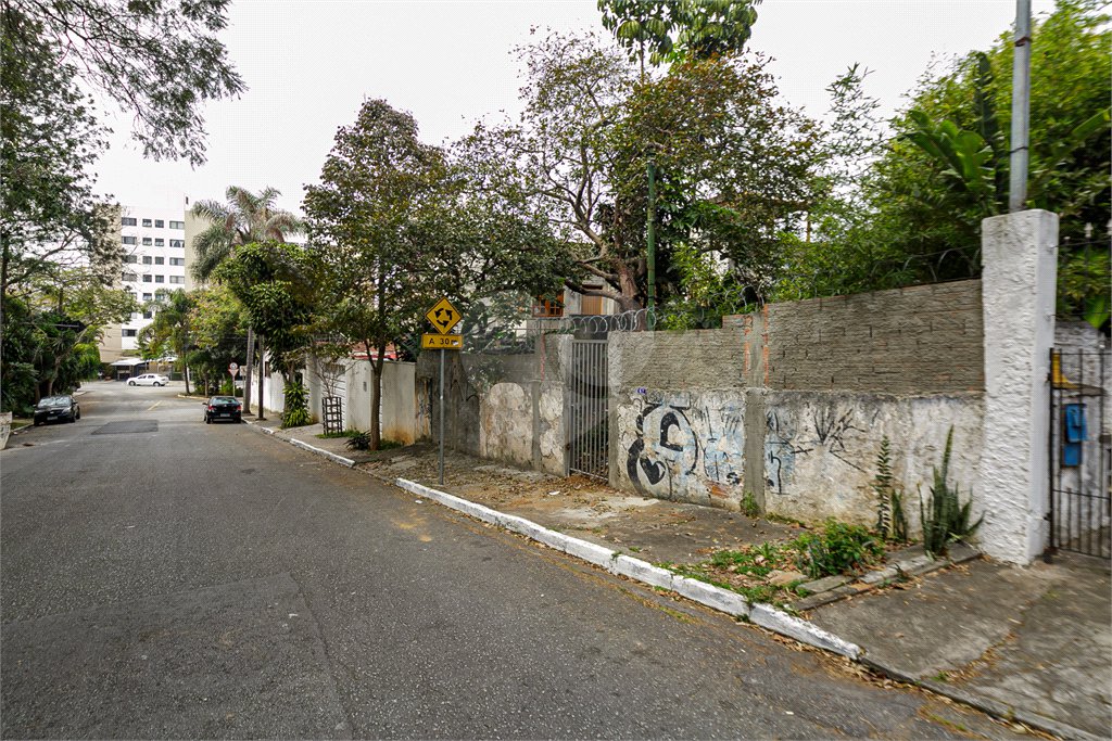 Terreno à venda em Jardim Prudência, São Paulo, SP