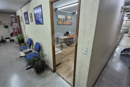 Prédio à venda em Pari, São Paulo, SP