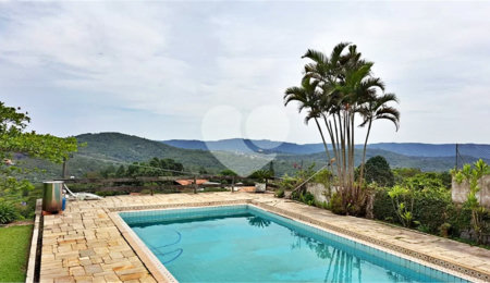 Casa à venda com 6 quartos, sendo 3 suítes,  em Serra da Cantareira, Mairiporã, SP