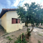 Terreno com benfeitoria na Vila Costa do Sol