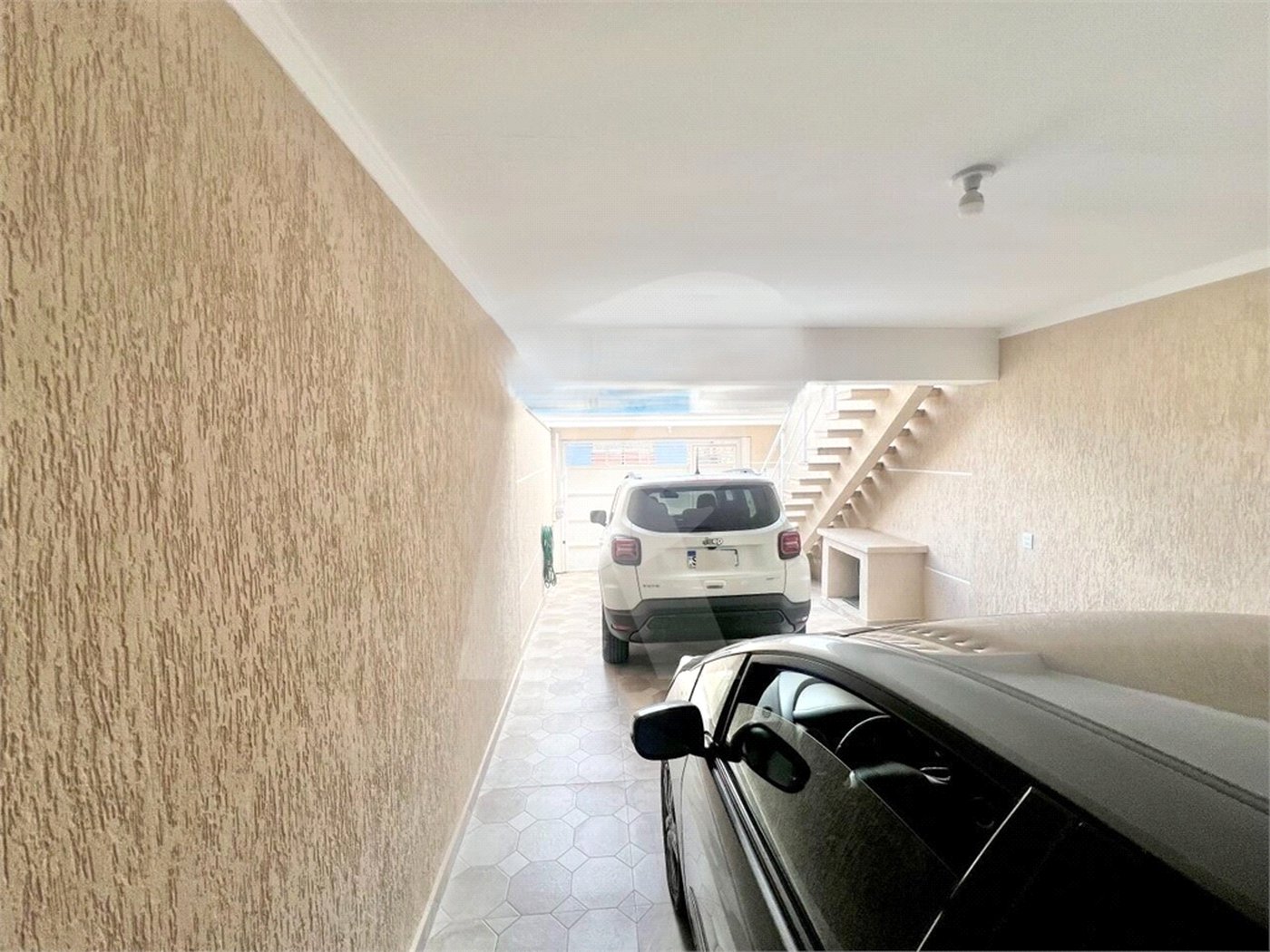 Sobrado à venda com 3 quartos, sendo 1 suíte,  em Tremembé, São Paulo, SP