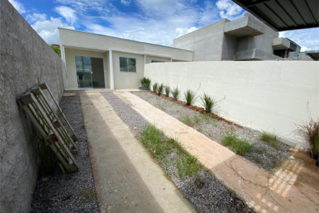 Casa Térrea à venda com 3 quartos, sendo 1 suíte, em Jardim São Felipe, Atibaia, SP