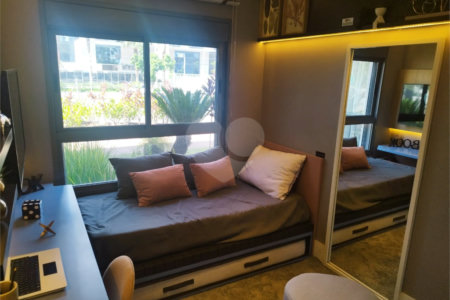 Apartamento à venda com 3 quartos, sendo 2 suítes, em Jardim das Acácias, São Paulo, SP