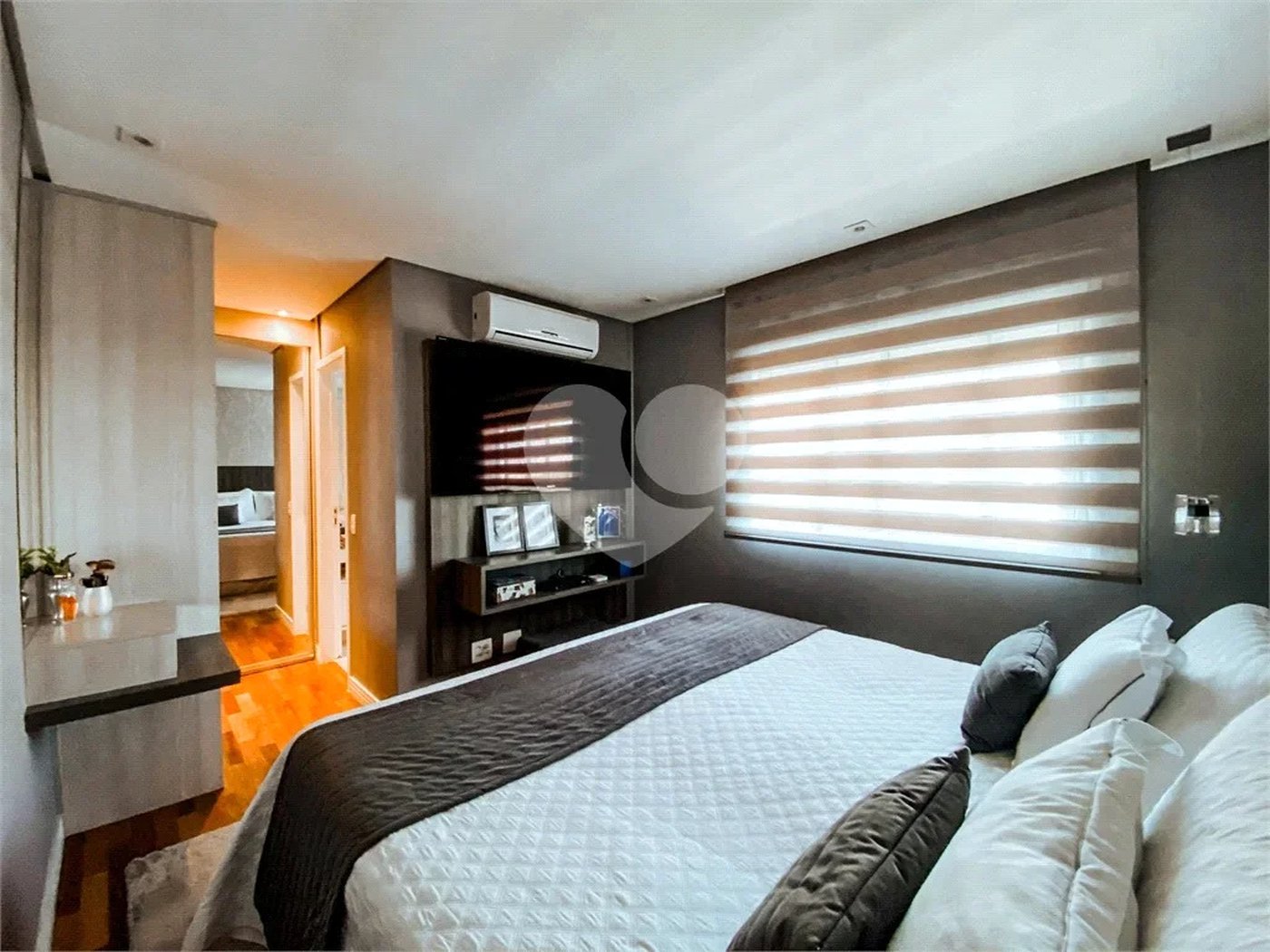 Apartamento à venda com 3 suítes em Santana, São Paulo, SP