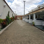 Casa à venda com 3 suítes no condomínio Village, São Paulo - SP