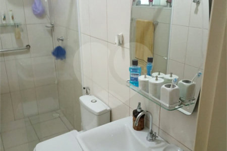 Casa à venda com 3 quartos, sendo 2 suítes, em Vila Flávio, Mogi das Cruzes, SP