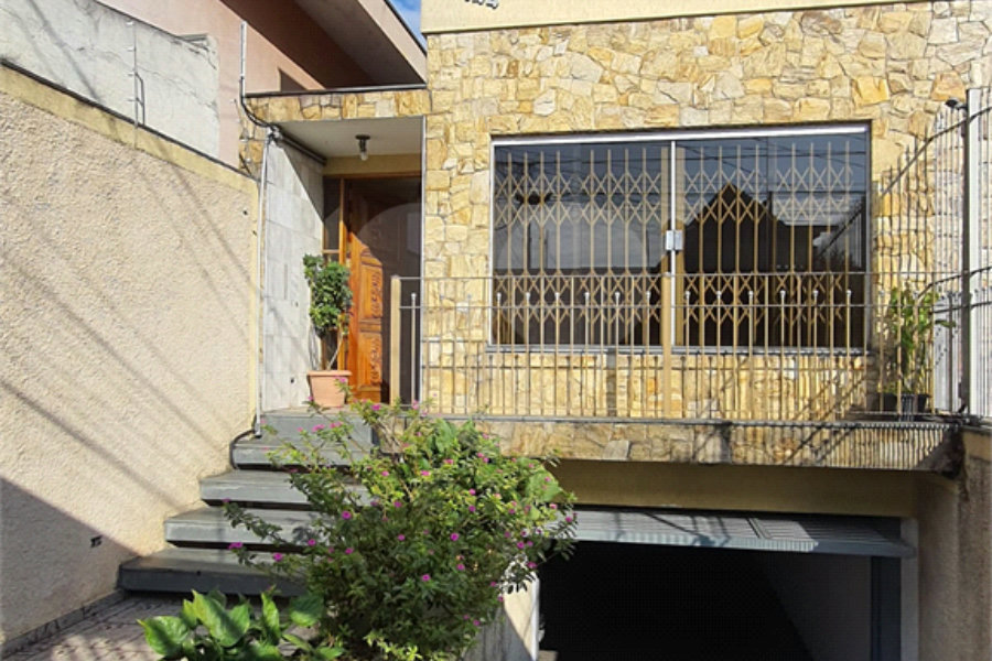 Sobrado à venda com 4 quartos, sendo 1 suíte, em Vila Pereira Barreto, São Paulo, SP