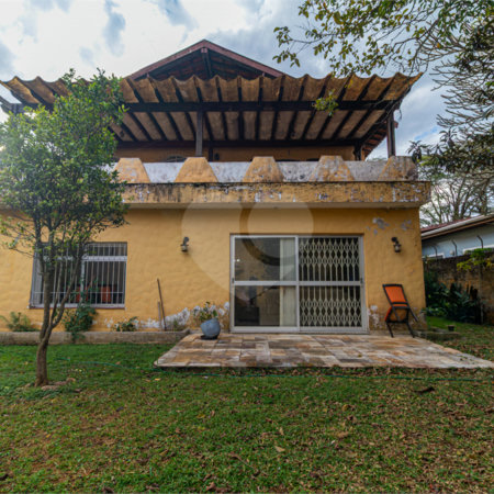 Casa à venda com 3 quartos, sendo 1 suíte, em Interlagos, São Paulo, SP
