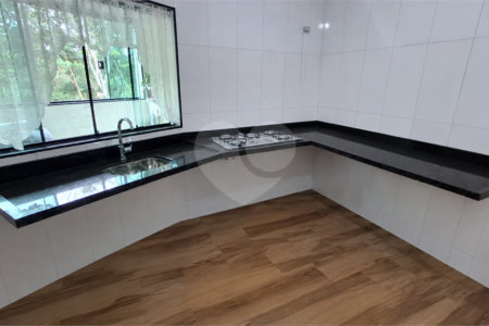 Casa à venda com 2 quartos, sendo 1 suíte, em Jardim Portal do Itavuvu, Sorocaba, SP