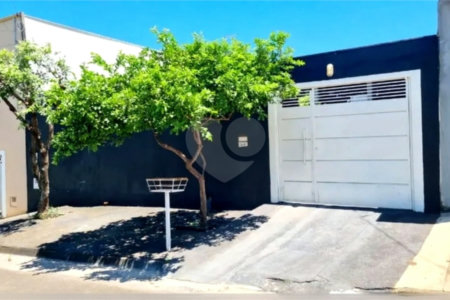 Casa à venda com 3 quartos em Residencial Azulville II, Matão, SP
