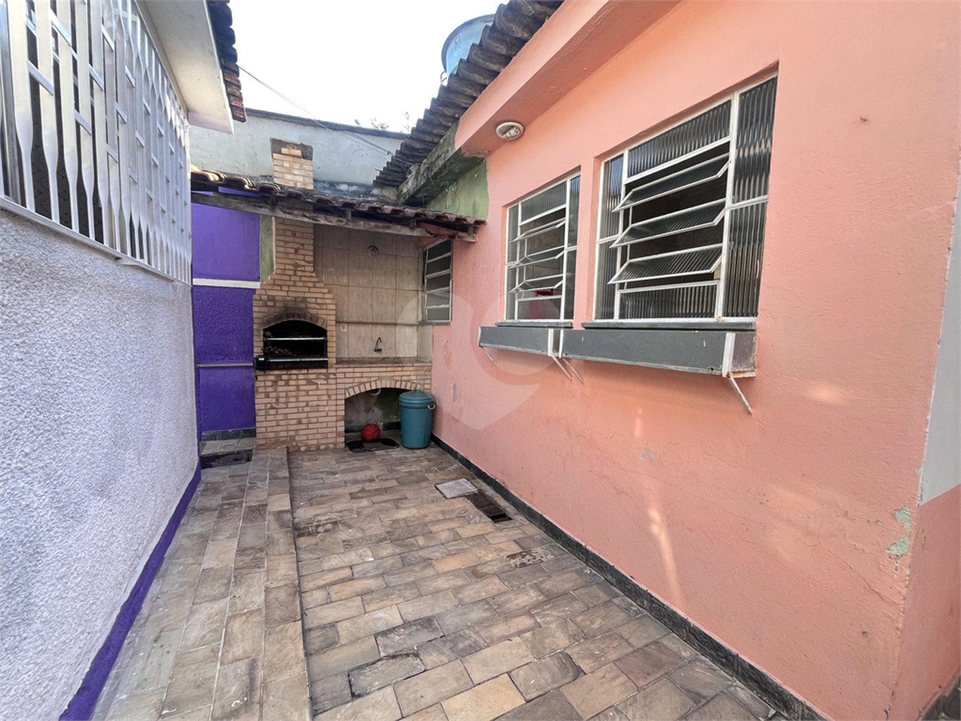 Casa à venda com 3 quartos, sendo 1 suíte,  em Campo Grande, Rio de Janeiro, RJ
