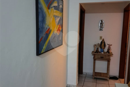 Casa à venda com 3 quartos, sendo 1 suíte,  em Jardim das Estações (vila Xavier), Araraquara, SP