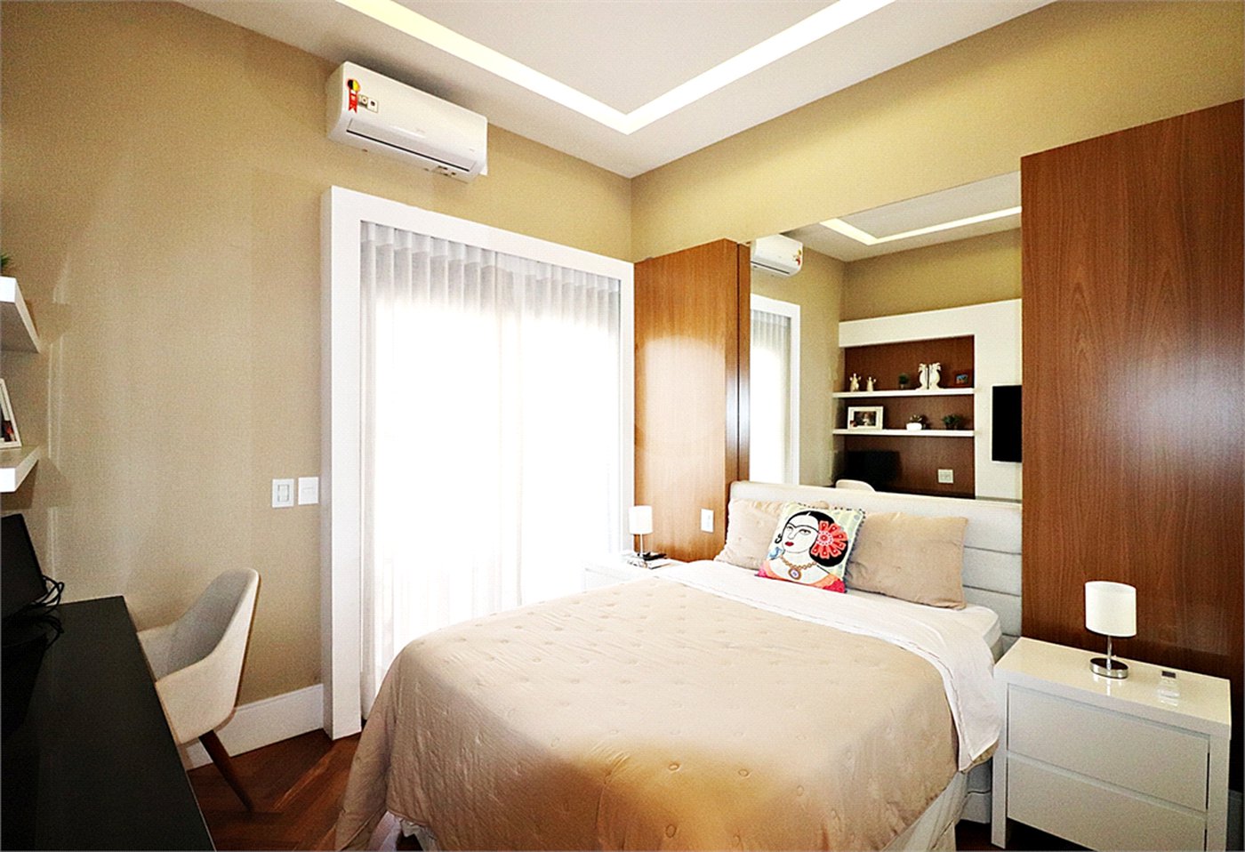 Apartamento à venda com 4 quartos, sendo 3 suítes, em Santana, São Paulo, SP