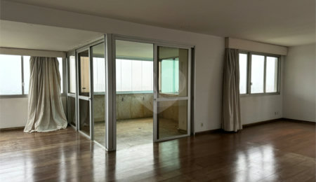 Apartamento à venda com 4 suítes em Jardim Marajoara, São Paulo, SP