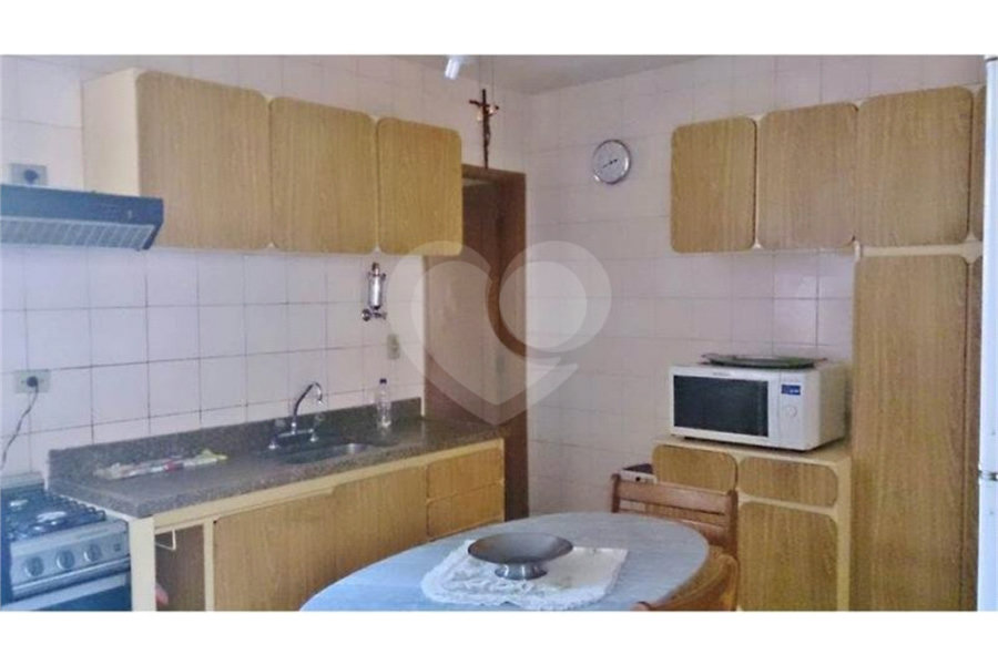 Sobrado à venda com 3 quartos, sendo 1 suíte, em Parada Inglesa, São Paulo, SP