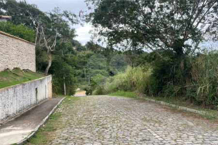 Terreno à venda em Ferradura, Armação dos Búzios, RJ