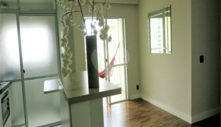 Apartamento à venda com 2 quartos, sendo 1 suíte, em Parque Reboucas, São Paulo, SP