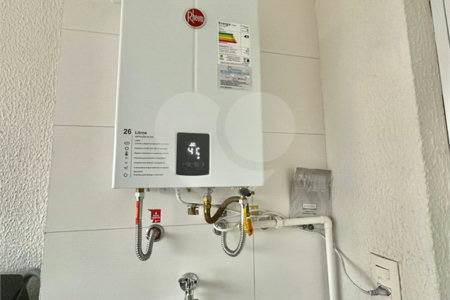 Apartamento à venda com 3 quartos, sendo 1 suíte,  em Vila Andrade, São Paulo, SP