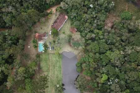 Sítio à venda com 2 quartos, sendo 1 suíte, no Centro, Salesópolis, SP