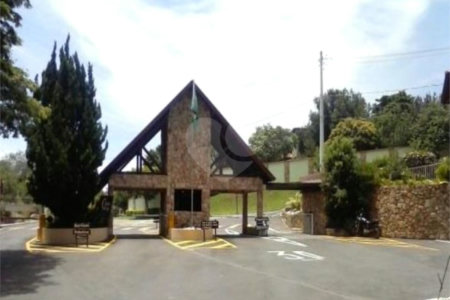 Casa à venda no condomínio Chácaras do Lago, Vinhedo - SP