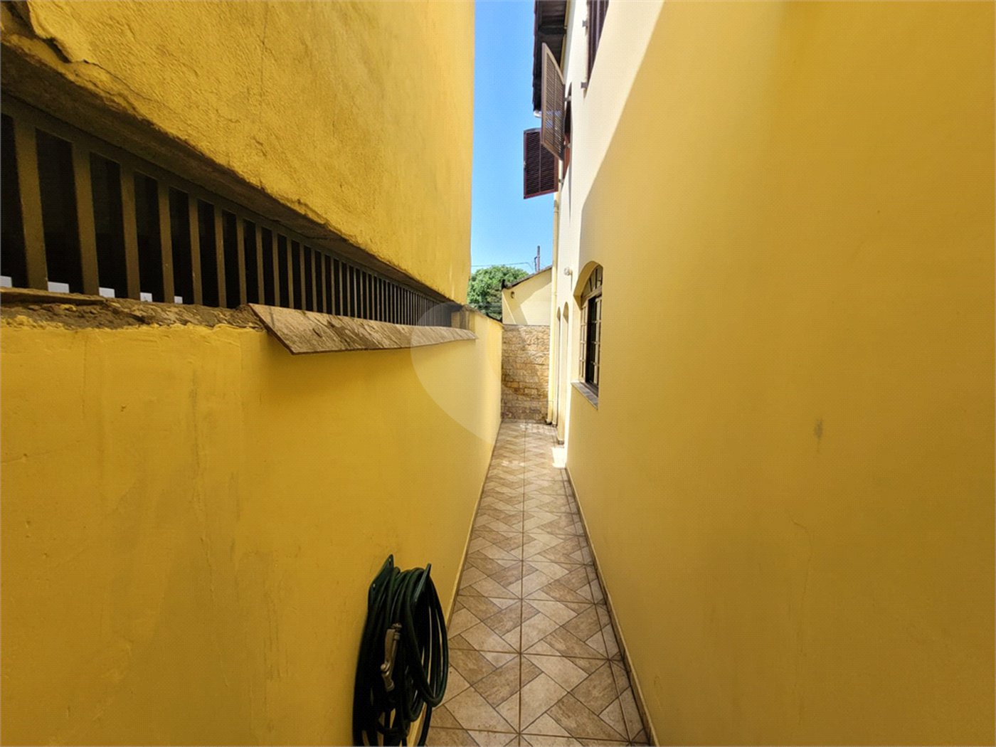 Sobrado à venda com 3 quartos, sendo 1 suíte, em Vila dos Remédios, São Paulo, SP