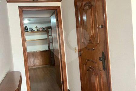 Apartamento à venda com 4 suítes em Vila Uberabinha, São Paulo, SP