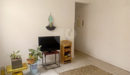 Apartamento à venda com 2 quartos em Bela Vista, São Paulo, SP