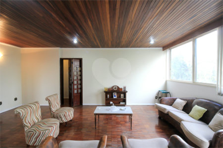 Apartamento à venda com 3 quartos, sendo 1 suíte, em Jardim Paulista, São Paulo, SP