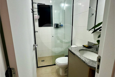 Apartamento à venda com 2 quartos, sendo 1 suíte,  no Centro, Mogi das Cruzes, SP