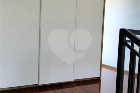 Casa à venda ou para alugar com 4 suítes no condomínio Itaporã, Atibaia - SP
