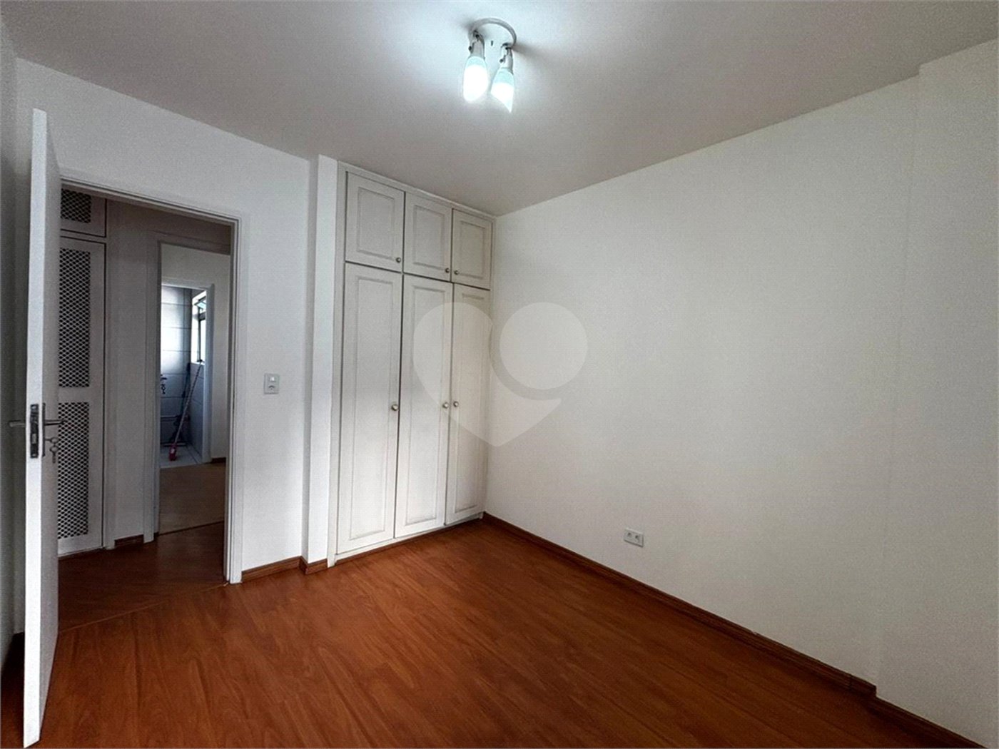 Apartamento à venda com 3 quartos em Caxingui, São Paulo, SP