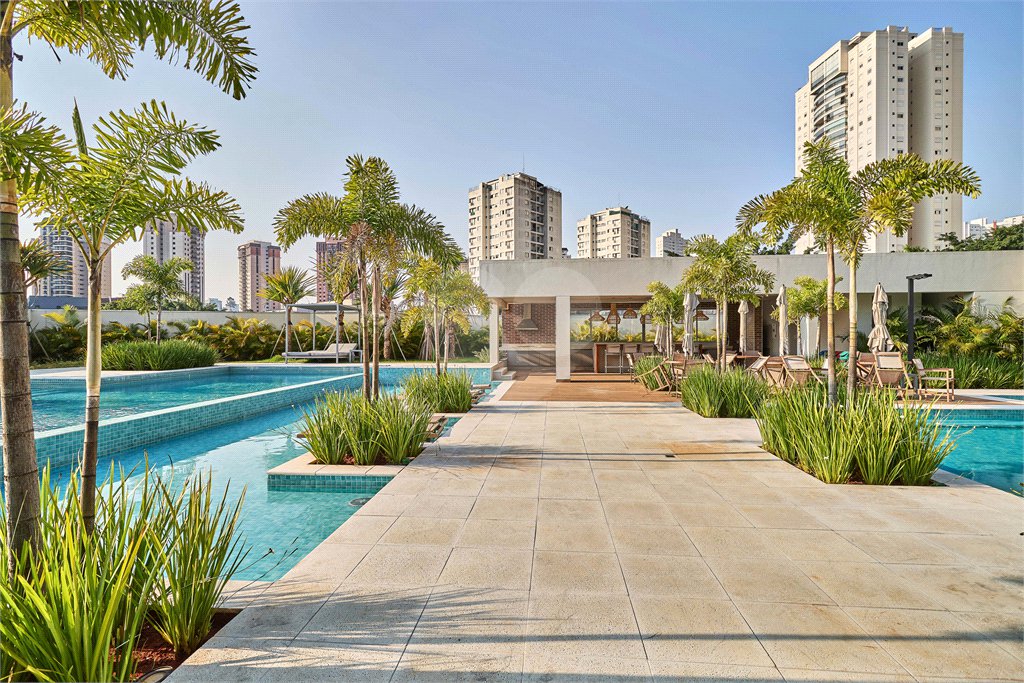 Apartamento à venda com 3 suítes em Jardim Marajoara, São Paulo, SP