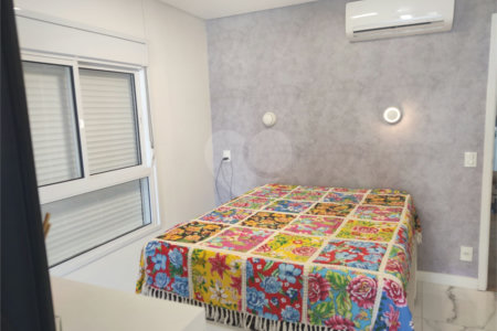 Apartamento à venda com 4 quartos, sendo 2 suítes, em Pinheiros, São Paulo, SP
