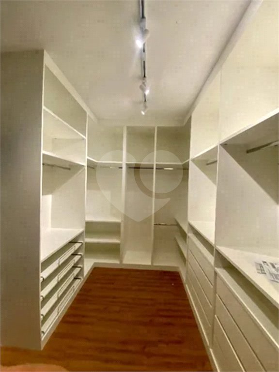 Casa à venda com 4 suítes no condomínio Alphaville Esplanada 4, Votorantim - SP