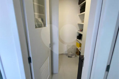 Apartamento à venda com 3 quartos, sendo 1 suíte, em Vila Pompéia, São Paulo, SP